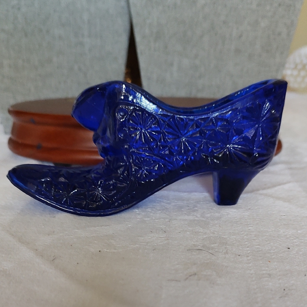 VINTAGE MOSSER VICTORIAN STYLE DEEP COBALT BLUE GLASS SLIPPER SHOE